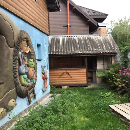 Рукавичка Yaremche Exterior foto